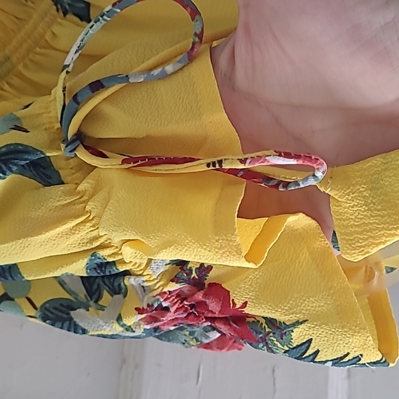 Bright Boho Off Shoulder Floral - Picture 4 of 7